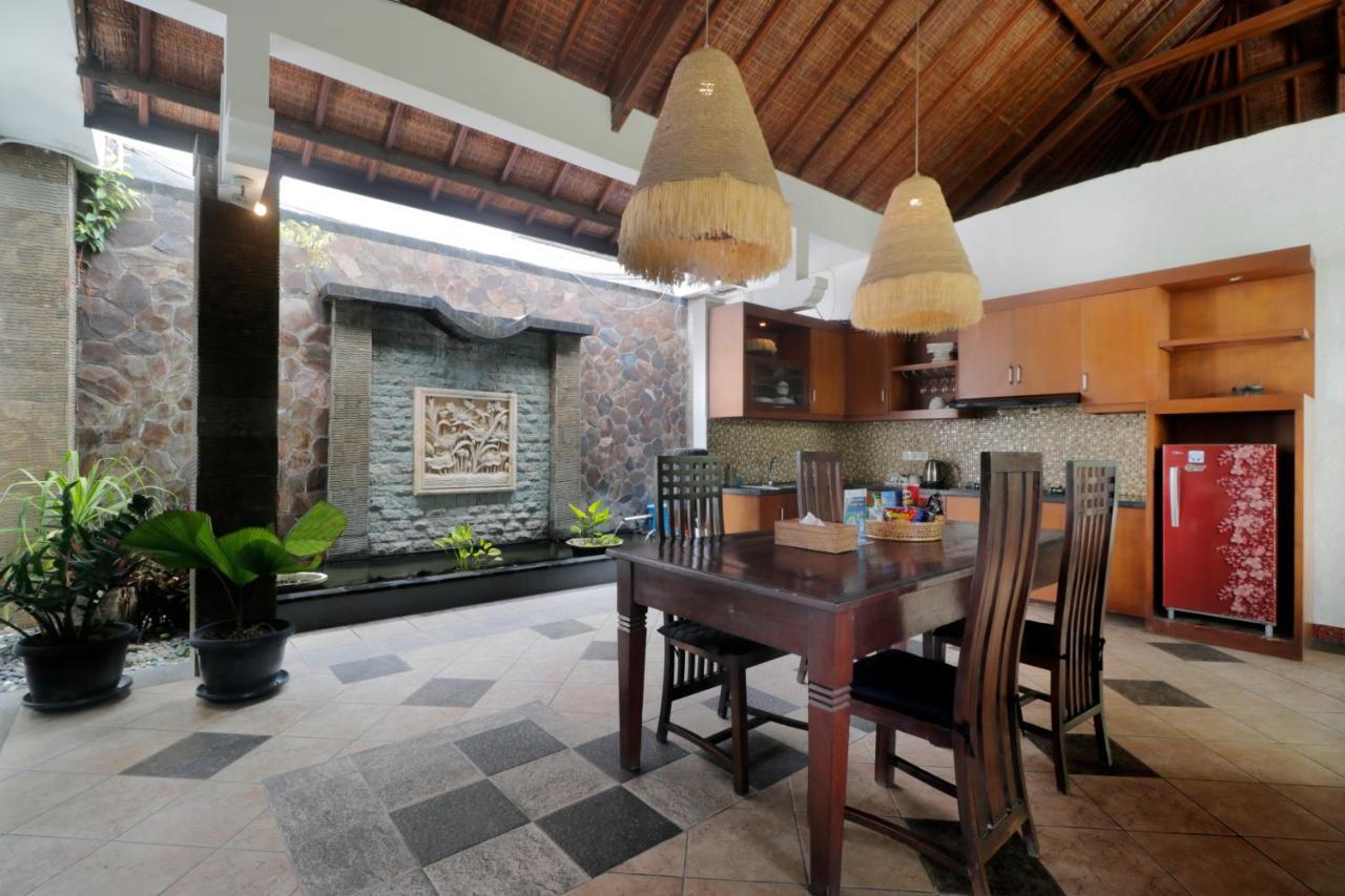 Singgah Villas Seminyak Exterior photo