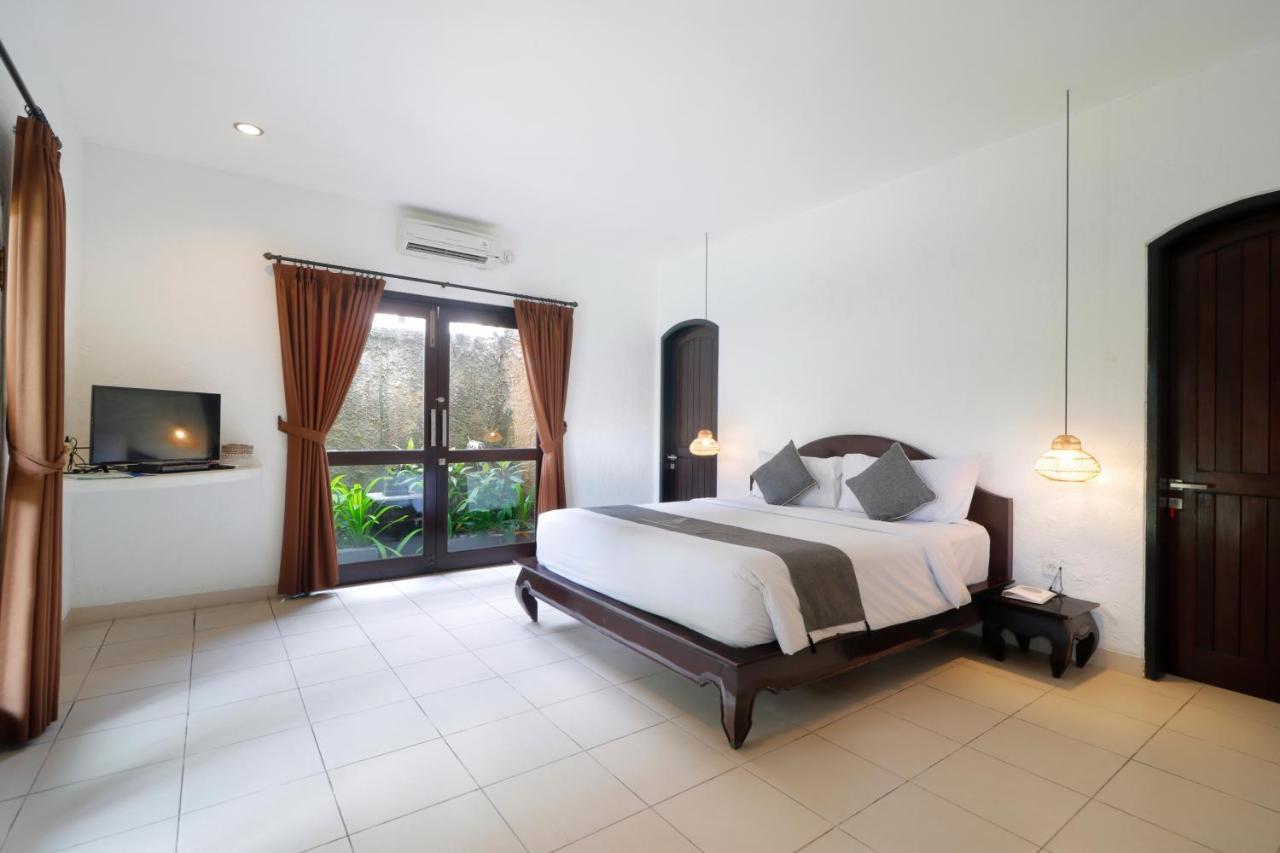 Singgah Villas Seminyak Exterior photo
