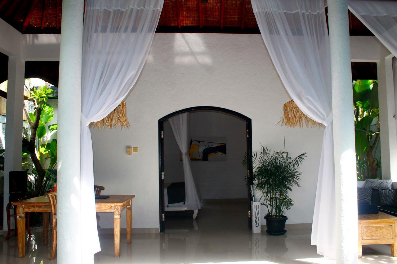Singgah Villas Seminyak Exterior photo
